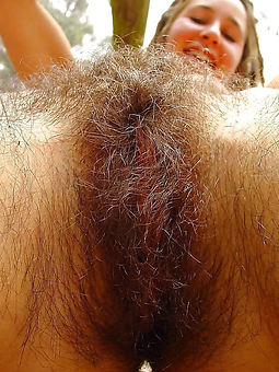 dabbler hairy monster pussy